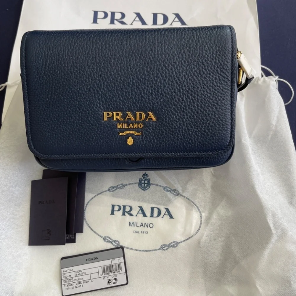 Prada Pattina - Picture 2 of 5